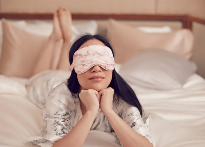 آیا ماسک خواب برای پوست مفید است؟