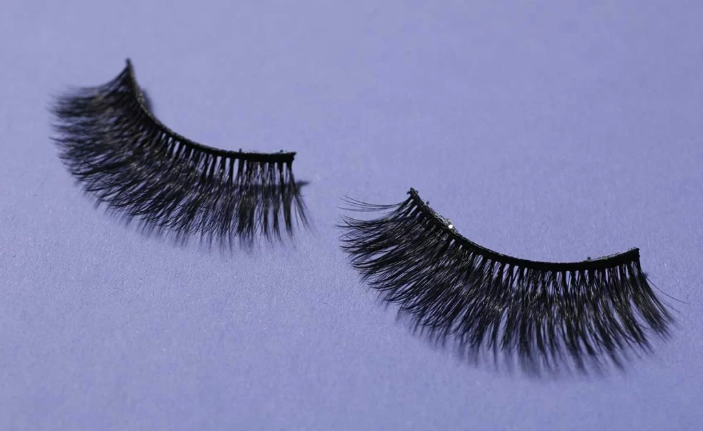 روش کاشت مژهی والیوم و مراحل آن