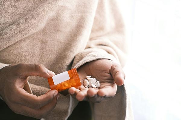 مصرف داروهای آنتیاسید برای درمان سوزش معده