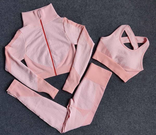 اهمیت انتخاب لباس ورزشی زنانه مناسب