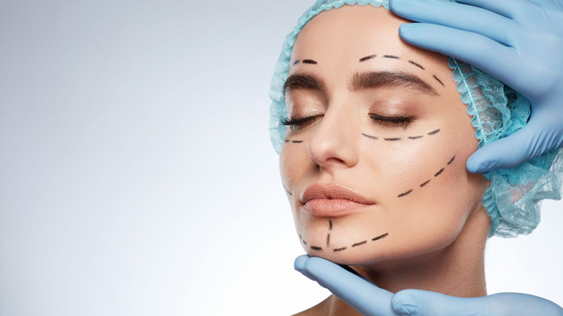 اهمیت جراحی بینی طبیعی در زیباییشناسی مدرن