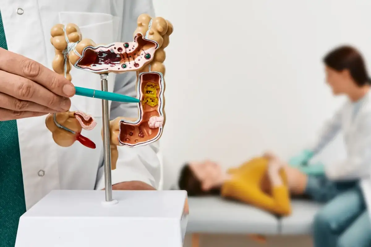 شایعترین علت درد هنگام نشستن و اجابت مزاج